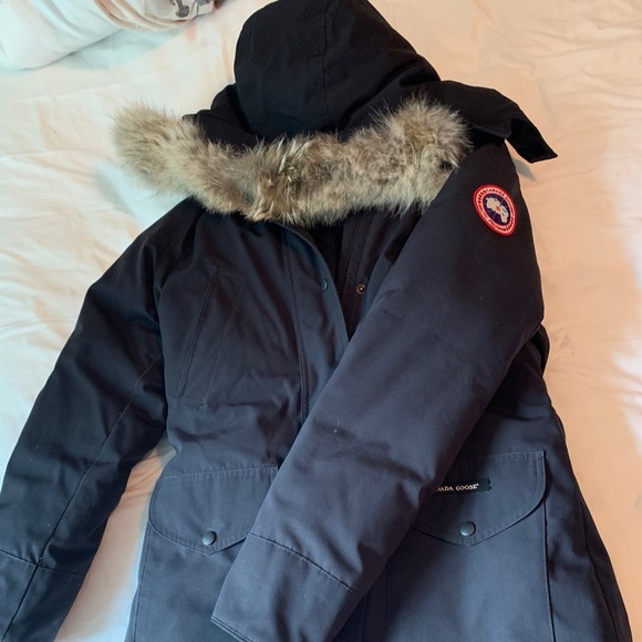 Canada goose jacket - Picture 2 of 3